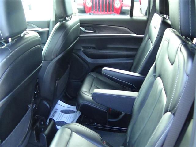 2023 Jeep Grand Cherokee L Limited:C6509