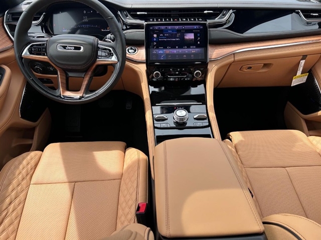 2025 Jeep Grand Cherokee L Summit Reserve