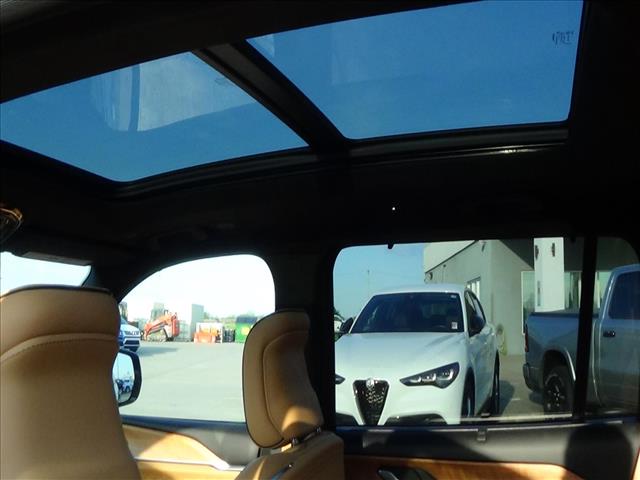 2024 Jeep Grand Cherokee L Summit Reserve:C6628A