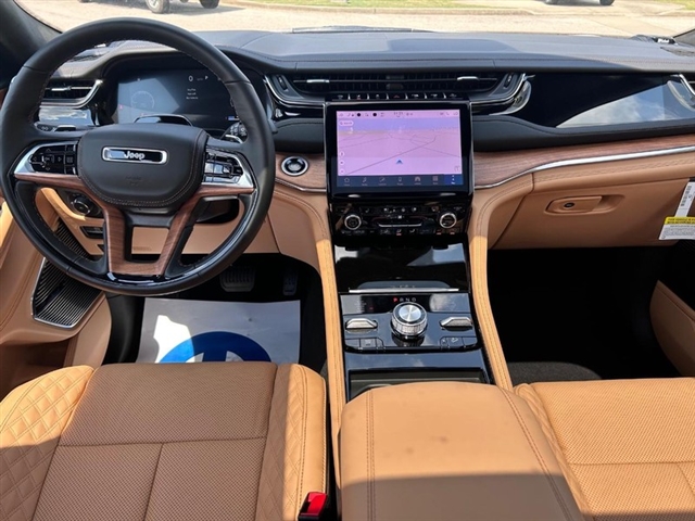2025 Jeep Grand Cherokee L Summit Reserve