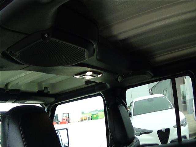 2022 Jeep Gladiator Overland:C6944
