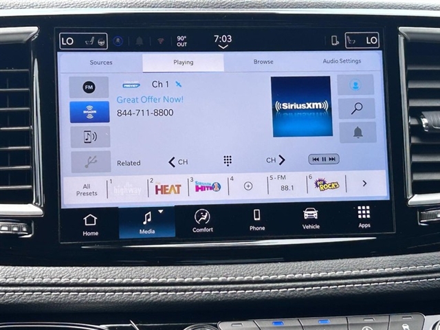 2025 Chrysler Pacifica Select
