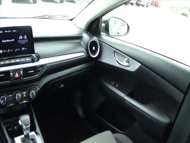 Photo of 2024 Kia Forte LXS in Cape Girardeau, MO - 13,  2024 Kia Forte LXS:C6580