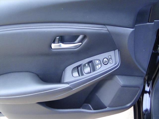 2024 Nissan Sentra SV:C6663