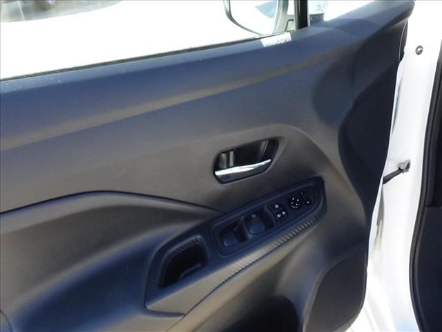 2025 Nissan Versa SV:C7085