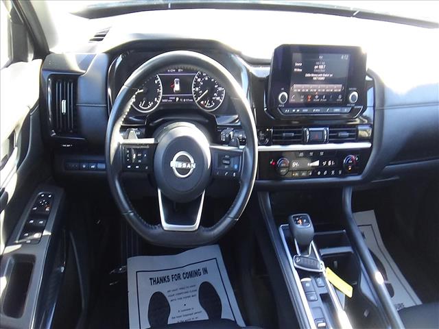 2025 Nissan Pathfinder SV:C7140