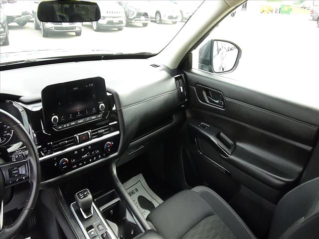 2025 Nissan Pathfinder SV:C7061