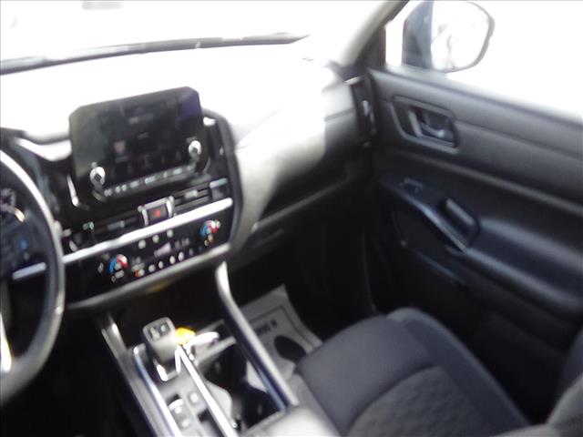 2025 Nissan Pathfinder SV:C7074