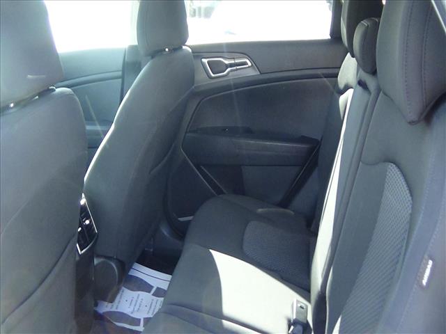 2025 Kia Sportage LX:C6883