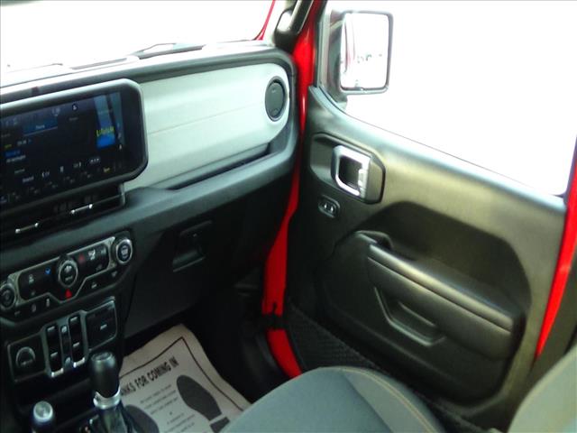 2025 Jeep Wrangler Sport S:C6830