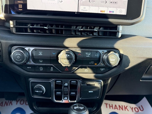 2026 Jeep Wrangler Sport S:26-047