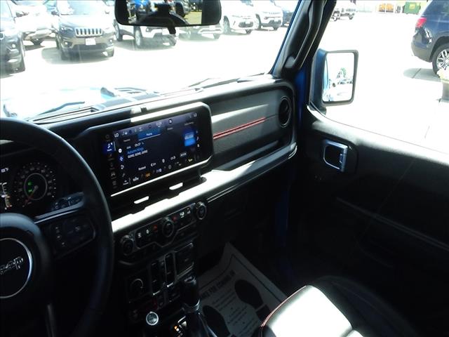 2024 Jeep Wrangler Rubicon:C6902