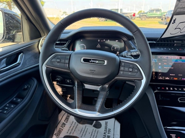 2027 Jeep Grand Cherokee L Altitude:27-035