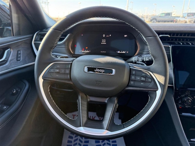 2025 Jeep Grand Cherokee L Limited:25-241