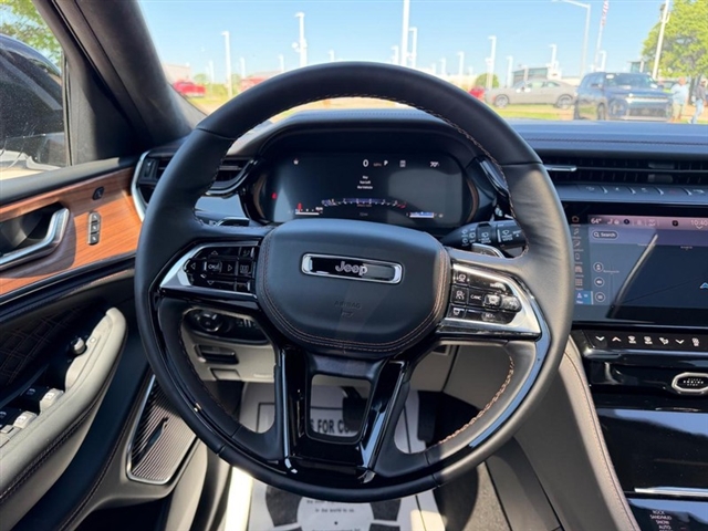 2026 Jeep Grand Cherokee L Summit:26-139