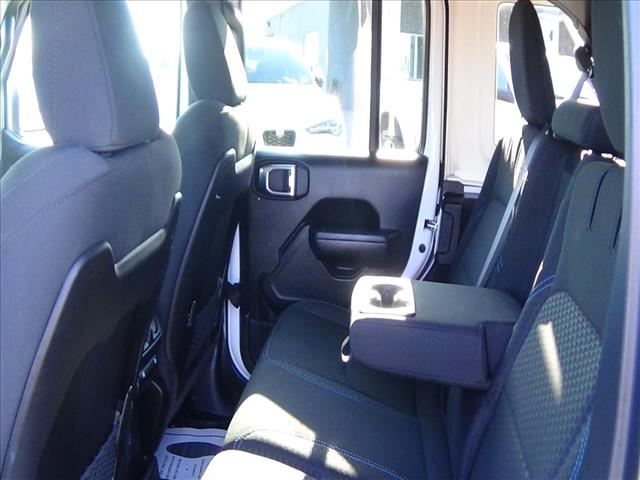 2025 Jeep Wrangler Rubicon 4xe:C6935