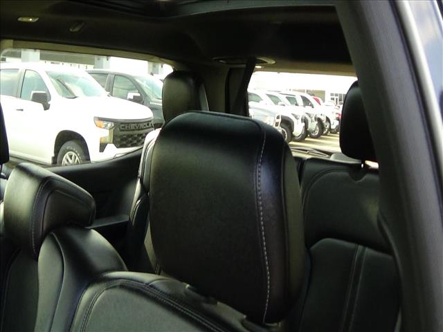 2024 Jeep Wagoneer Base:C6877