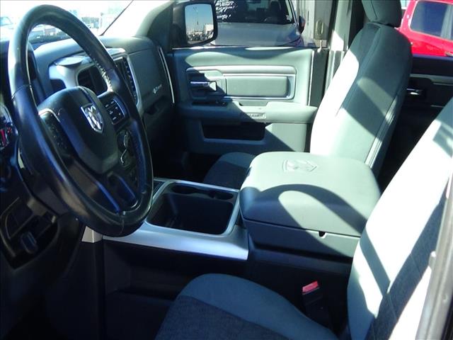 2016 RAM 1500 Big Horn:26-053A1