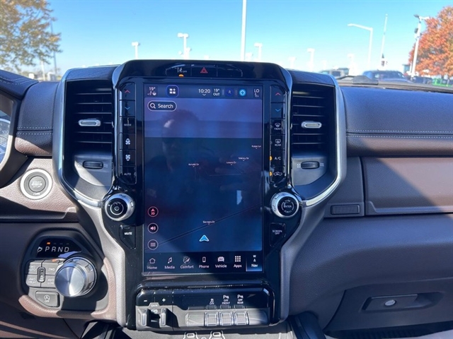 2026 RAM 1500 Laramie:26-012