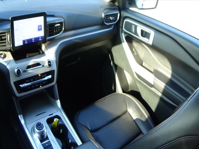 2024 Ford Explorer XLT:C6478