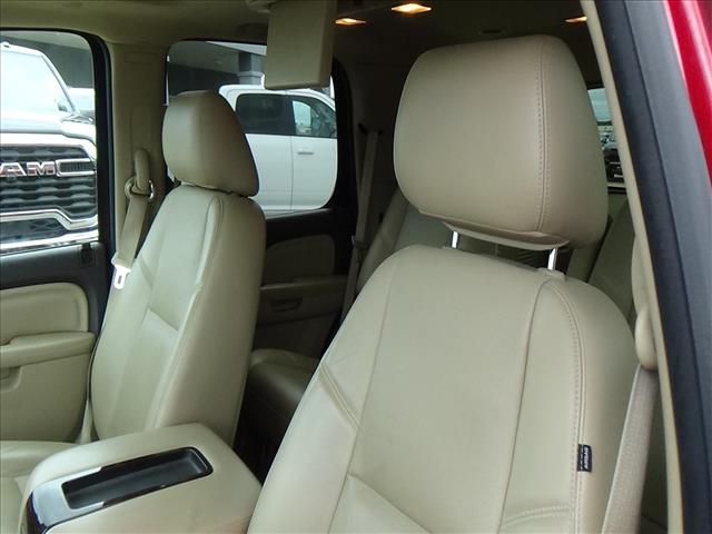 2014 GMC Yukon Denali:C6902A