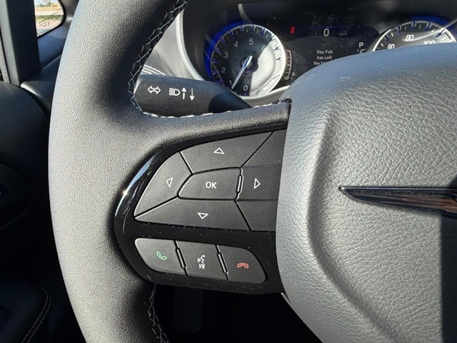 2026 Chrysler Pacifica Select:26-018