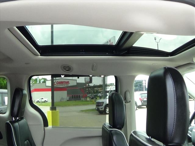 2024 Chrysler Pacifica Limited:C6914