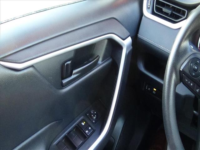 2024 Toyota RAV4 LE:C6807