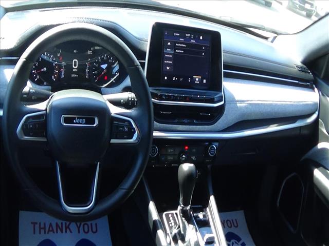 2025 Jeep Compass Latitude:C6923