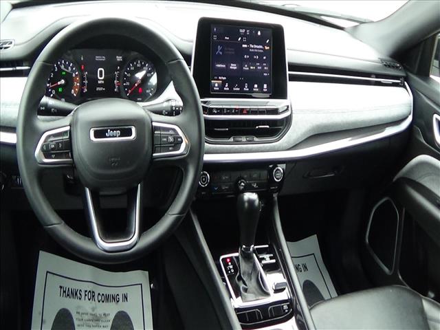 2025 Jeep Compass Latitude:C6850