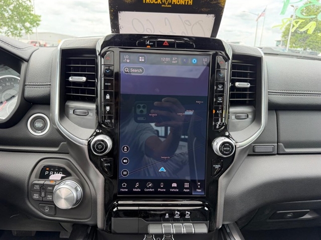 2026 RAM 1500 Laramie:26-171
