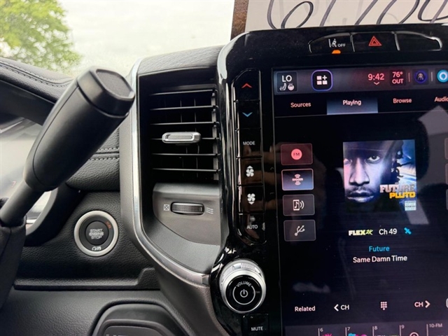 2027 RAM 2500 Laramie:27-013
