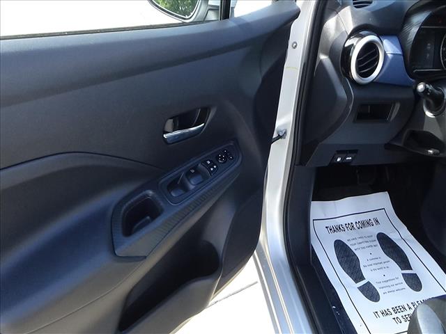 2025 Nissan Versa SV:C7049