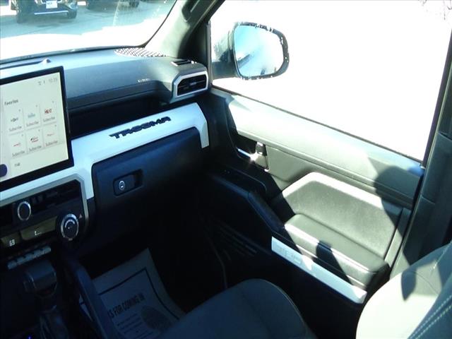 2024 Toyota Tacoma TRD Off-Road:C6653