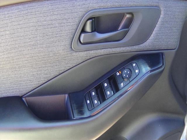 Photo of 2023 Nissan Rogue S in Cape Girardeau, MO - 14,  2023 Nissan Rogue S:C6464