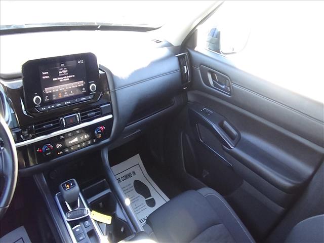 2025 Nissan Pathfinder SV:C7140