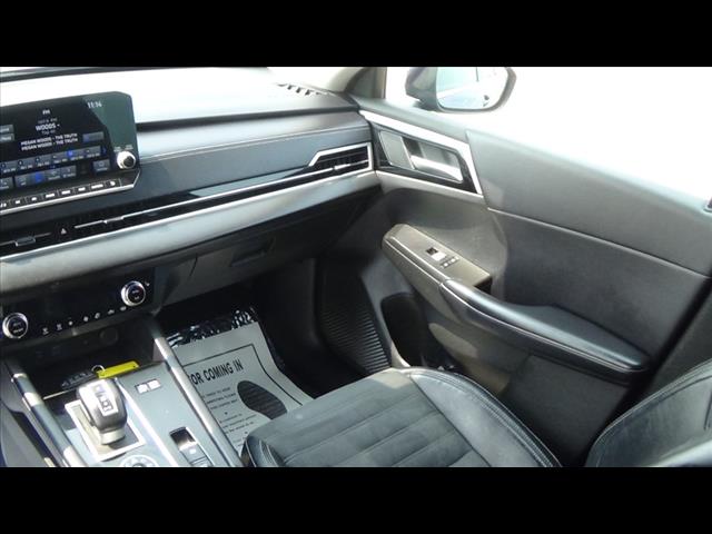 2023 Mitsubishi Outlander PHEV SE