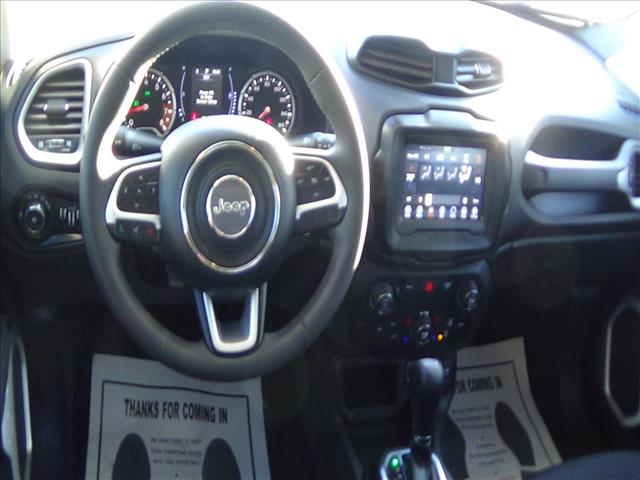 2018 Jeep Renegade Latitude:C6631C