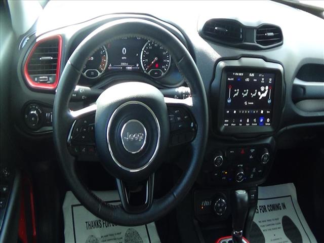 2022 Jeep Renegade Trailhawk:25-222A