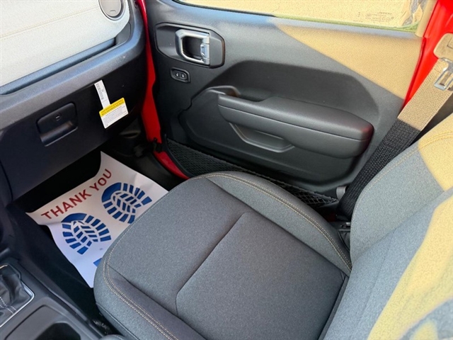 2026 Jeep Wrangler Sport S:26-048