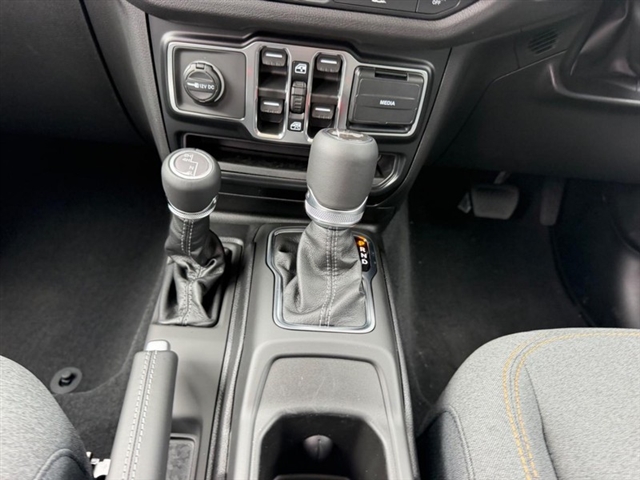 2026 Jeep Wrangler Sport RHD:26-158