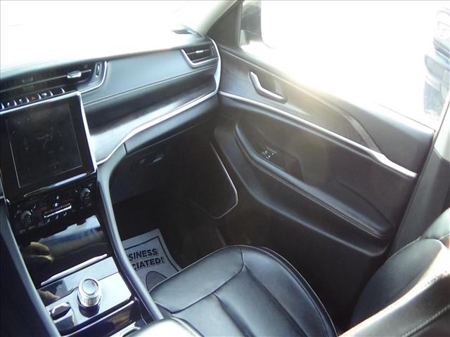 2022 Jeep Grand Cherokee Limited:26-052A