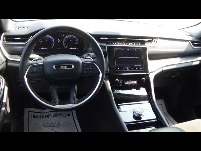 2023 Jeep Grand Cherokee L Laredo