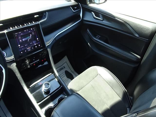 2025 Jeep Grand Cherokee L Altitude X:C7076
