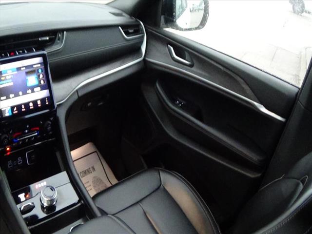 2024 Jeep Grand Cherokee L Limited:C6518