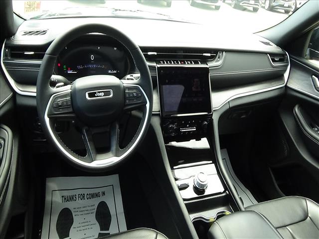 2025 Jeep Grand Cherokee L Limited:C7077