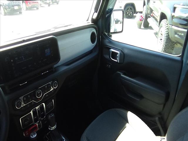 2024 Jeep Wrangler Willys:26-250A