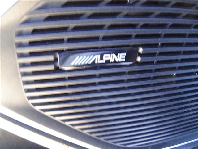 2024 Jeep Wagoneer Base:C7015