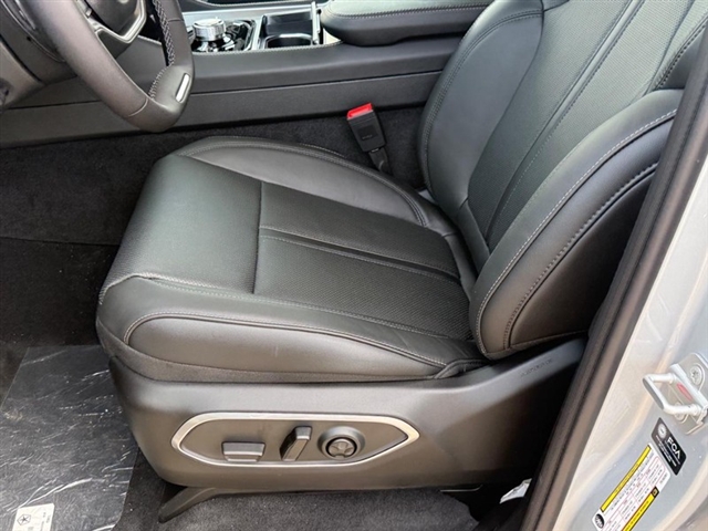 2026 Jeep Grand Wagoneer Upland:26-228