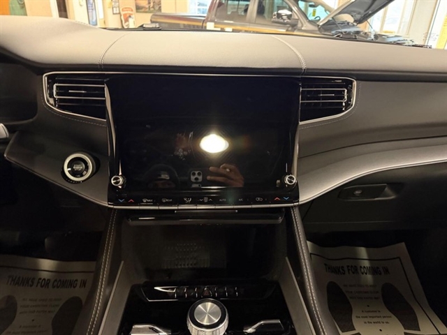 2026 Jeep Grand Wagoneer:26-082